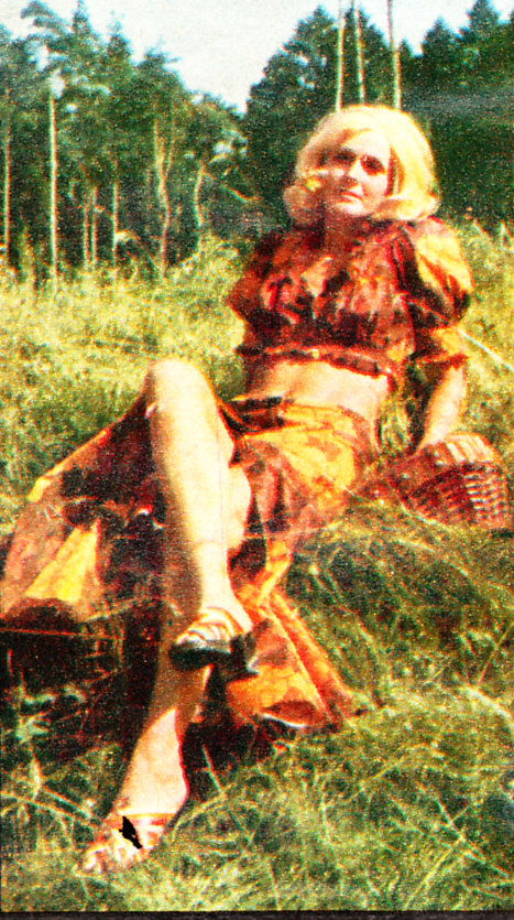 1976-1 Květy, 1.jpg